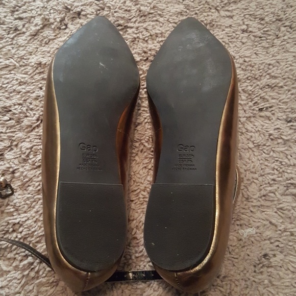 Gap Pointed Flats - Picture 2 of 2